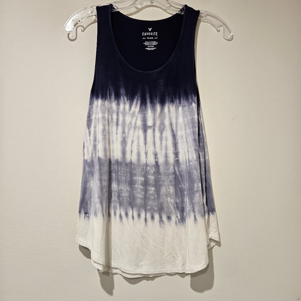 American Eagle Women's Blue and White Tie-Dye Tank Top, Size Small